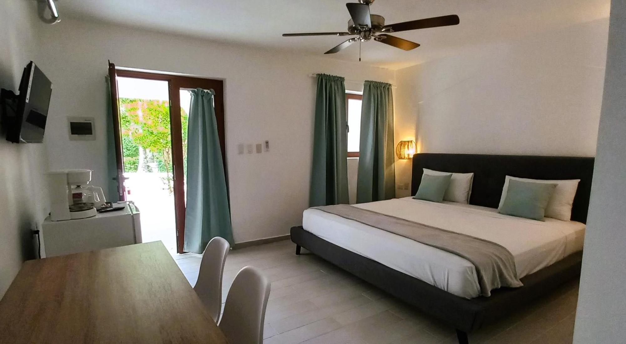 Los Corales Beach Village Punta Cana - The Original Exterior photo